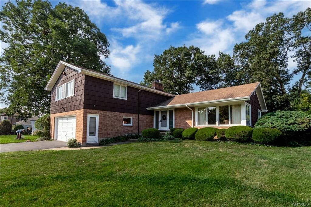 Property Photo:  801 College Terrace  NY 14305 