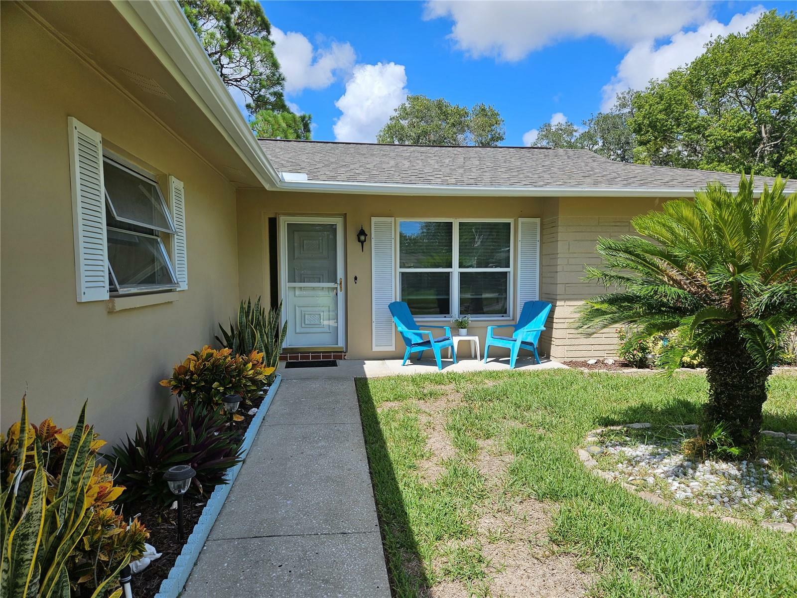 Property Photo:  10604 Mira Vista Drive  FL 34668 