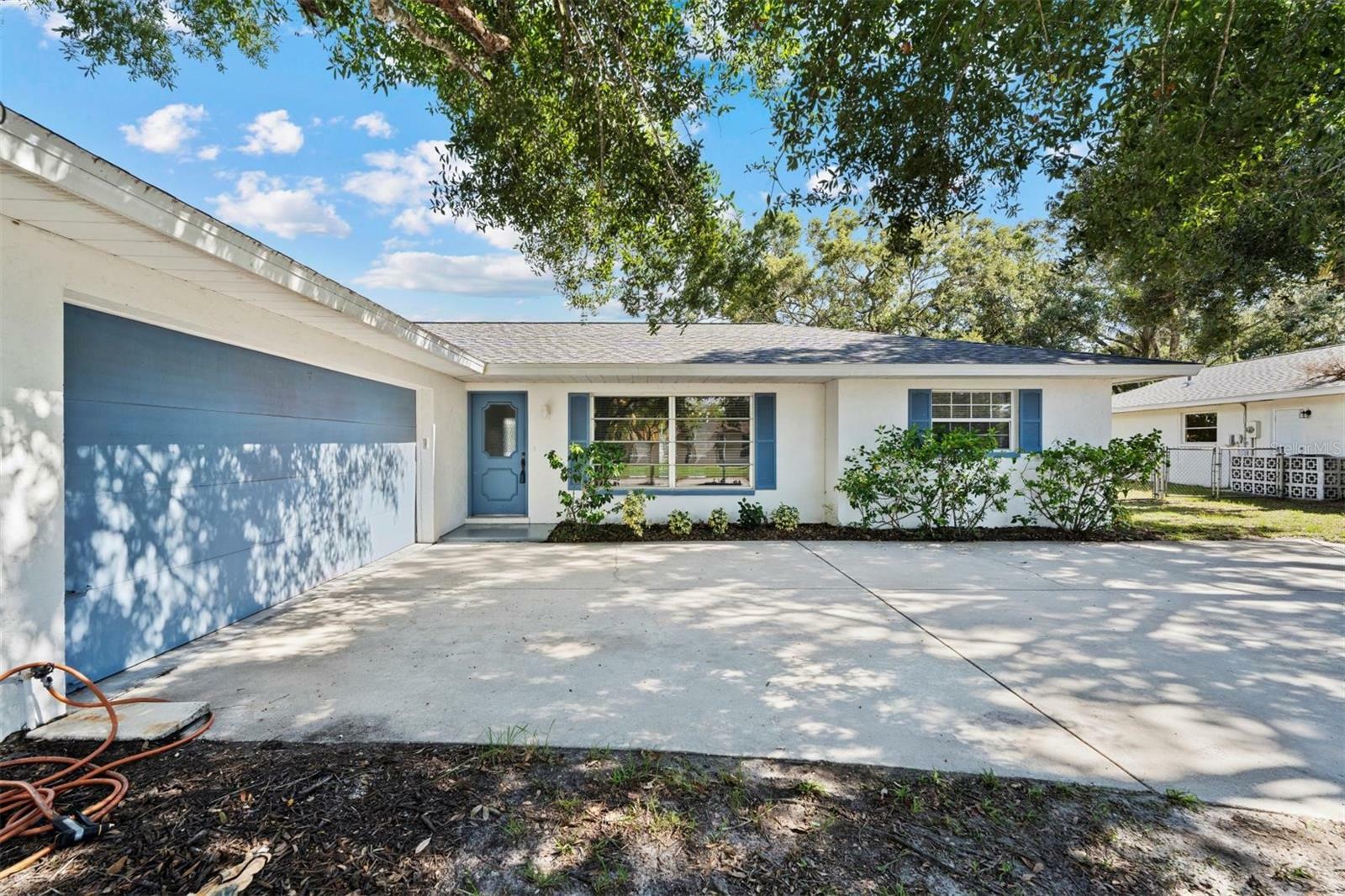 205 Mimosa Circle  Sarasota FL 34232 photo