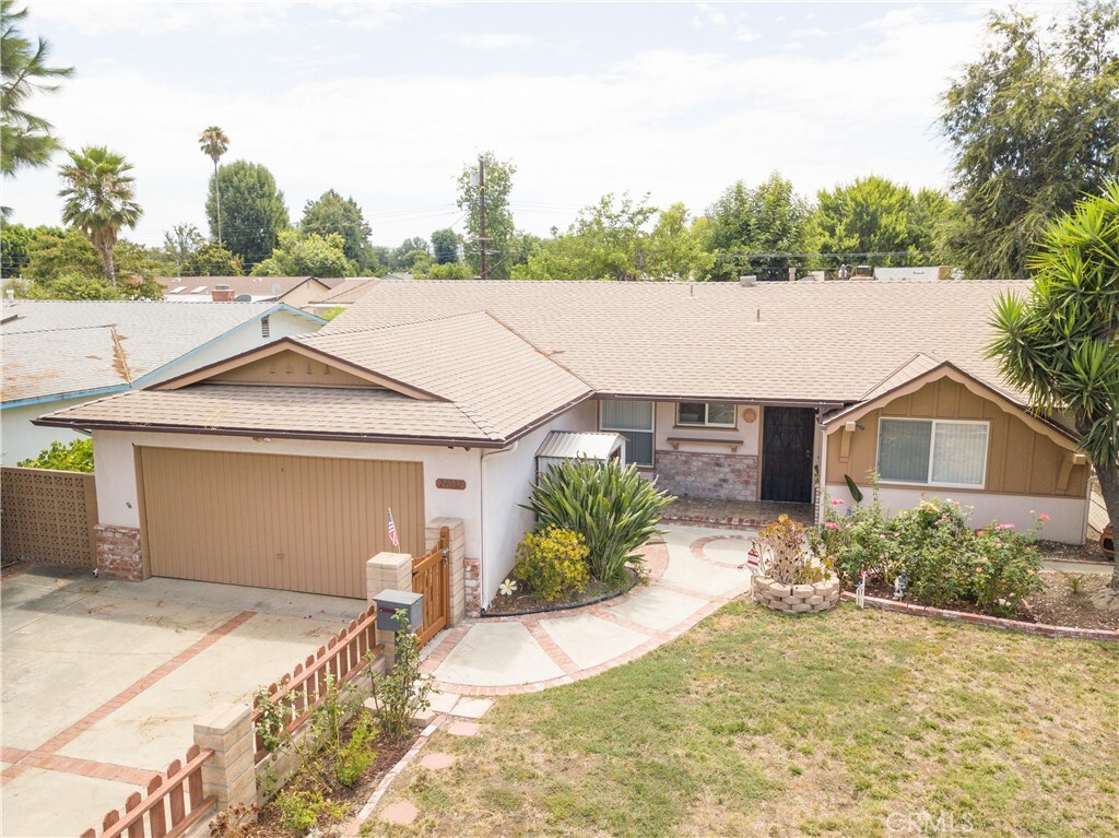 Property Photo: 24032 Kittridge Street CA 91307