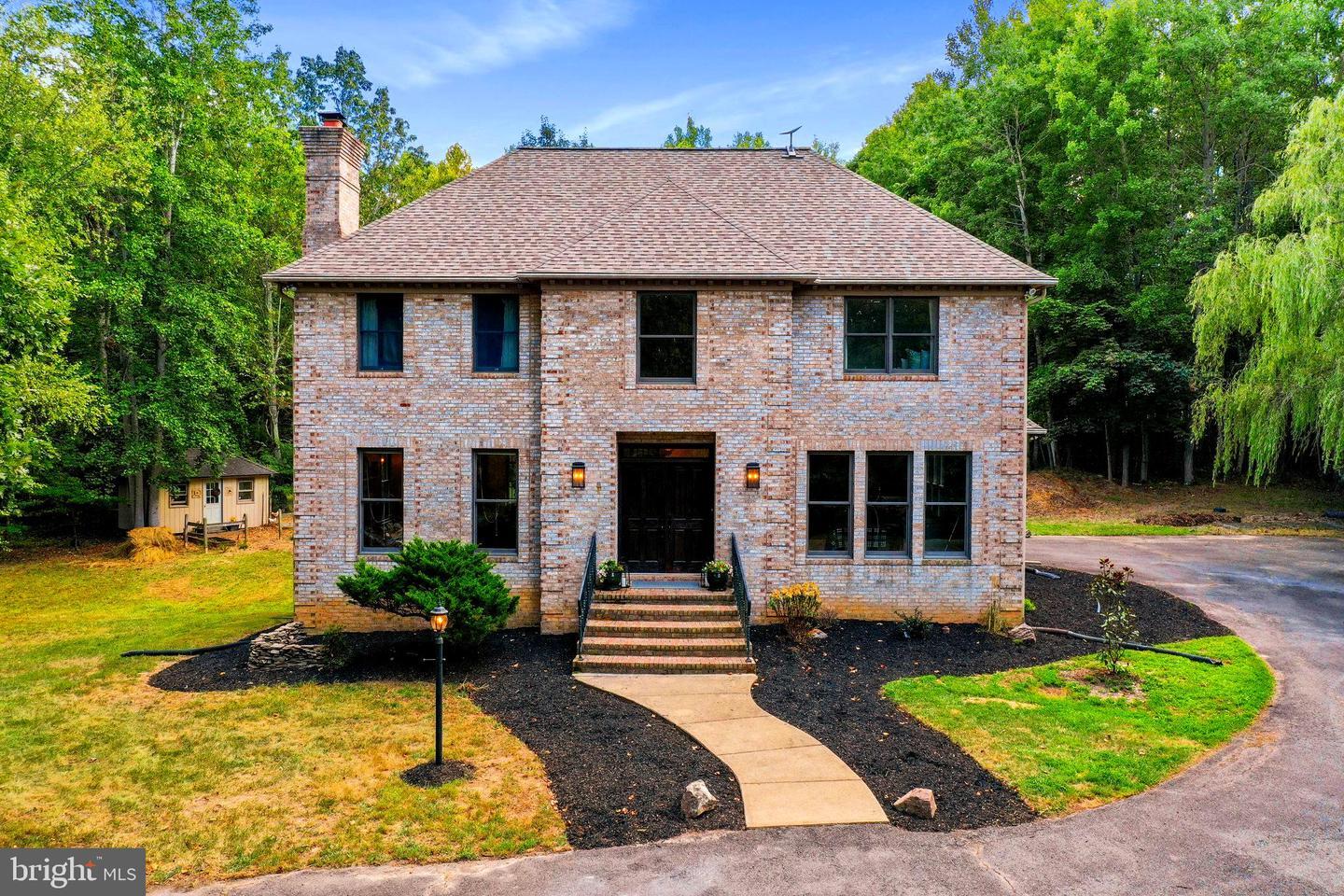 Property Photo: 6495 Rattle Branch Road VA 20115