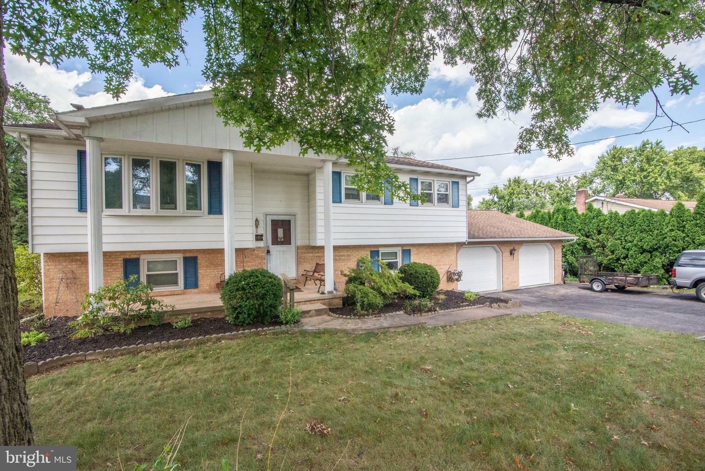 Property Photo:  2143 Huntington Road  PA 17315 