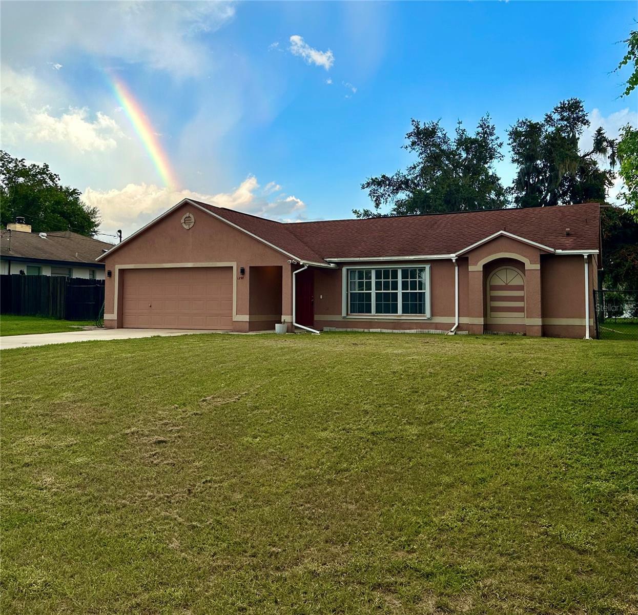 Property Photo:  1298 Blythe Avenue  FL 32725 