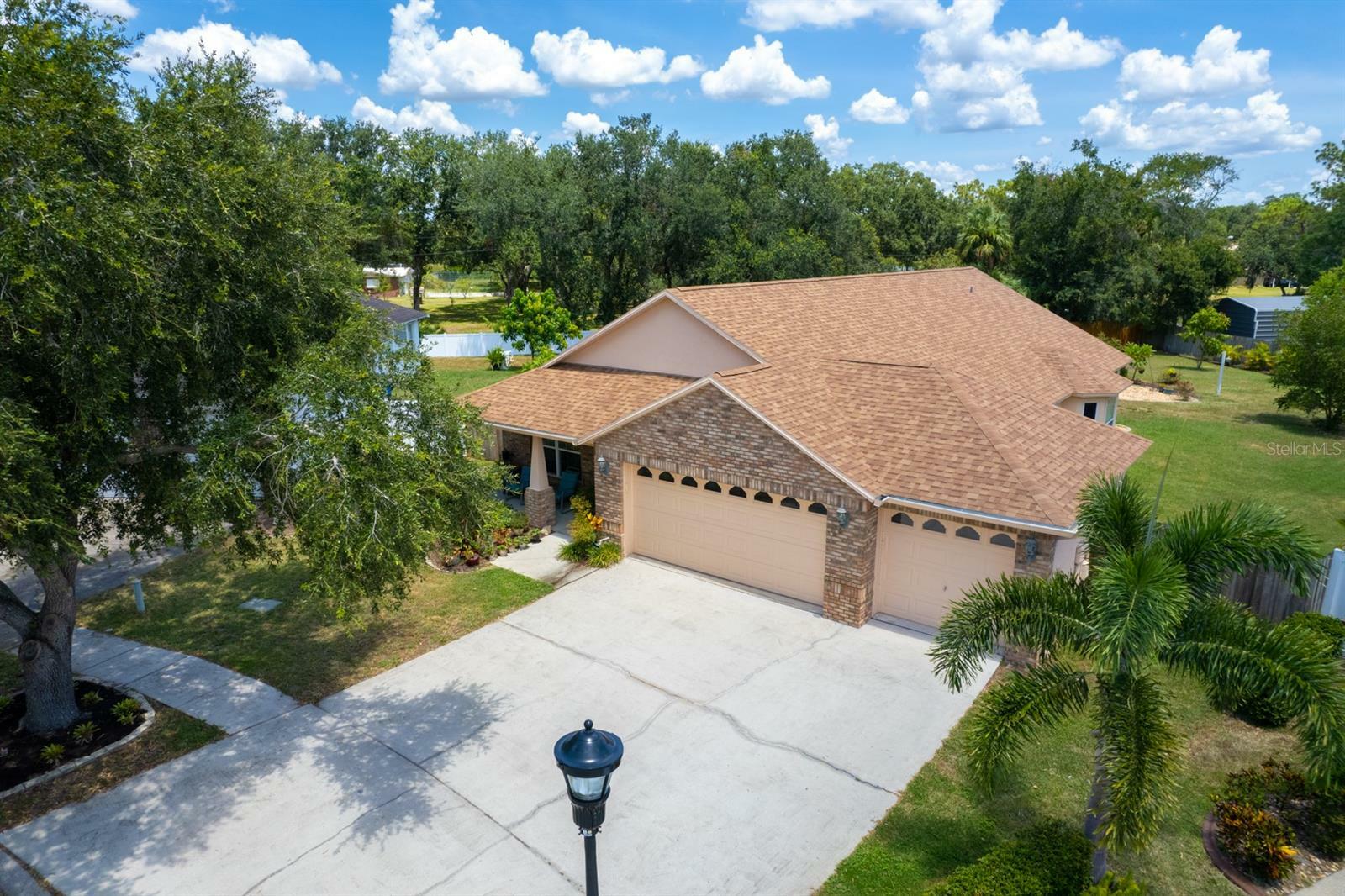 Property Photo:  6632 Thackston Drive  FL 33578 