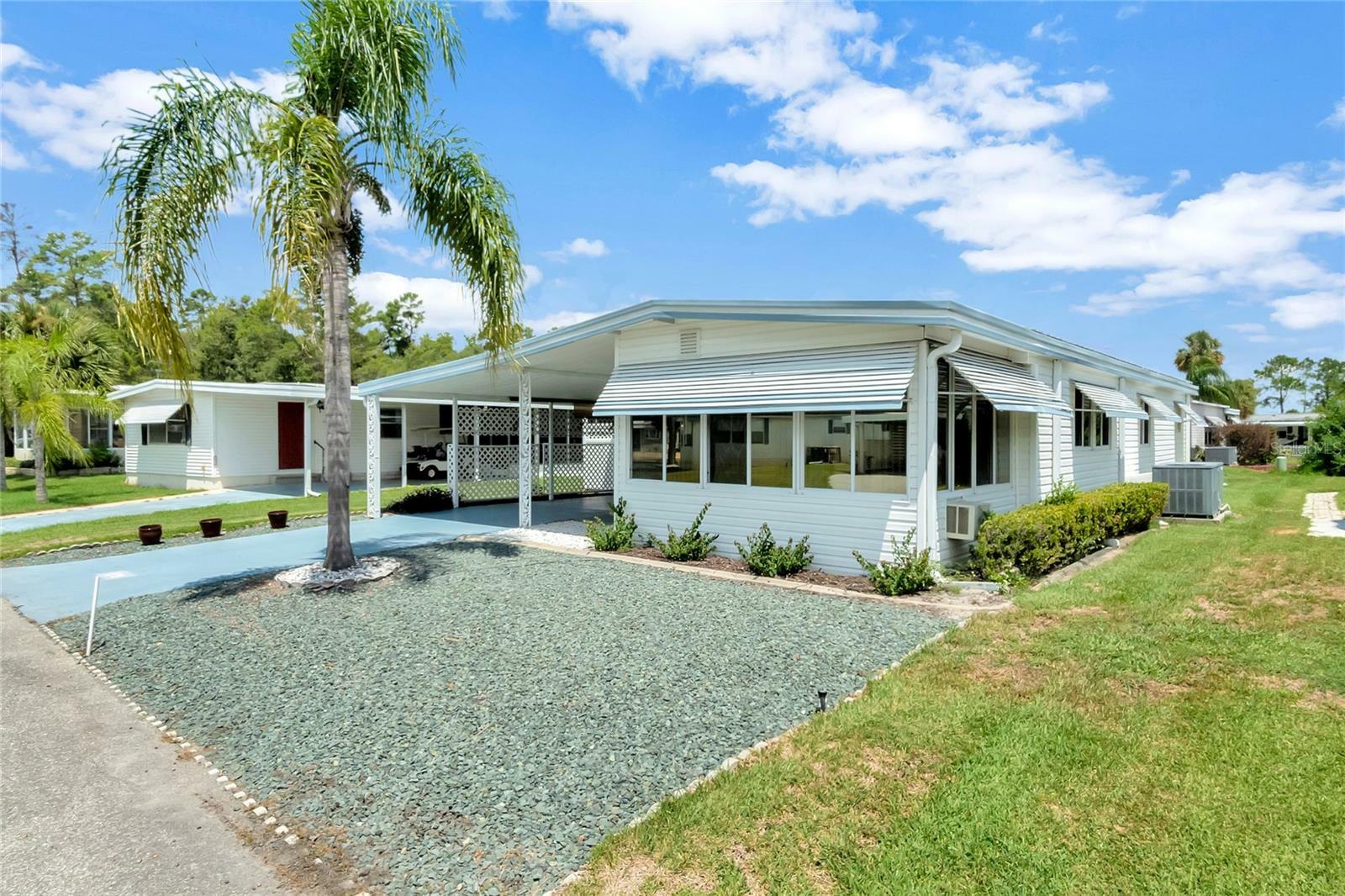 Property Photo: 176 Paradise N FL 34788