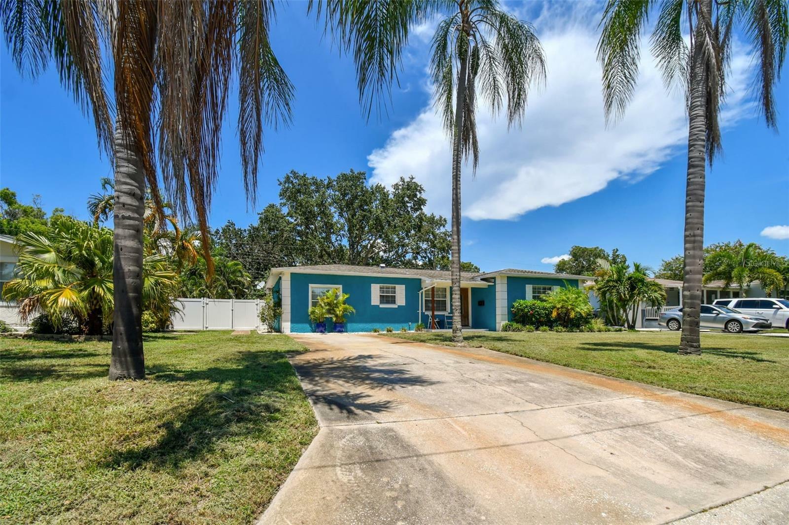 Property Photo:  3725 26th Avenue N  FL 33713 