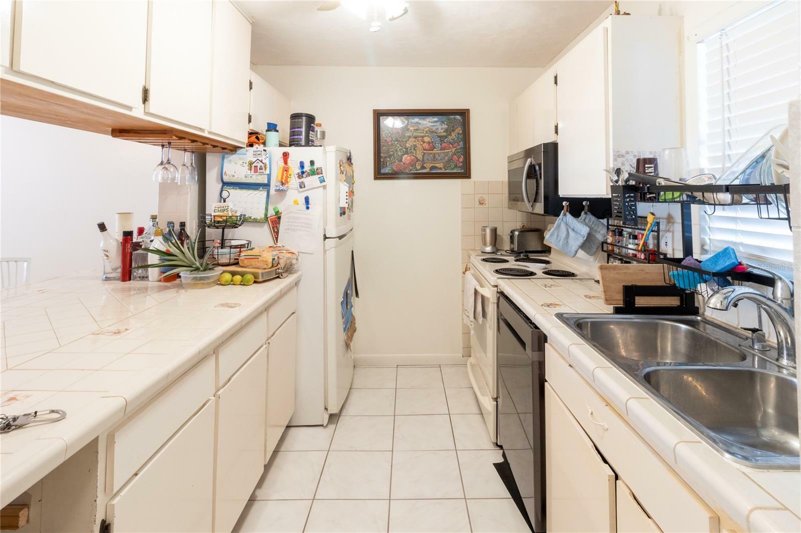 Property Photo:  3333 Ramblewood Place  FL 34237 