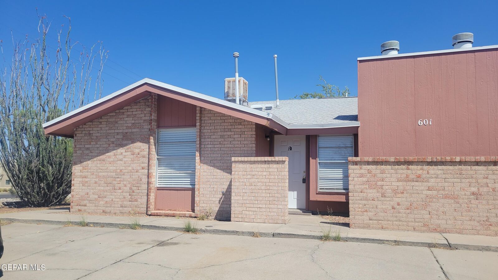 Property Photo:  601 White Cliffs Drive A  TX 79912 