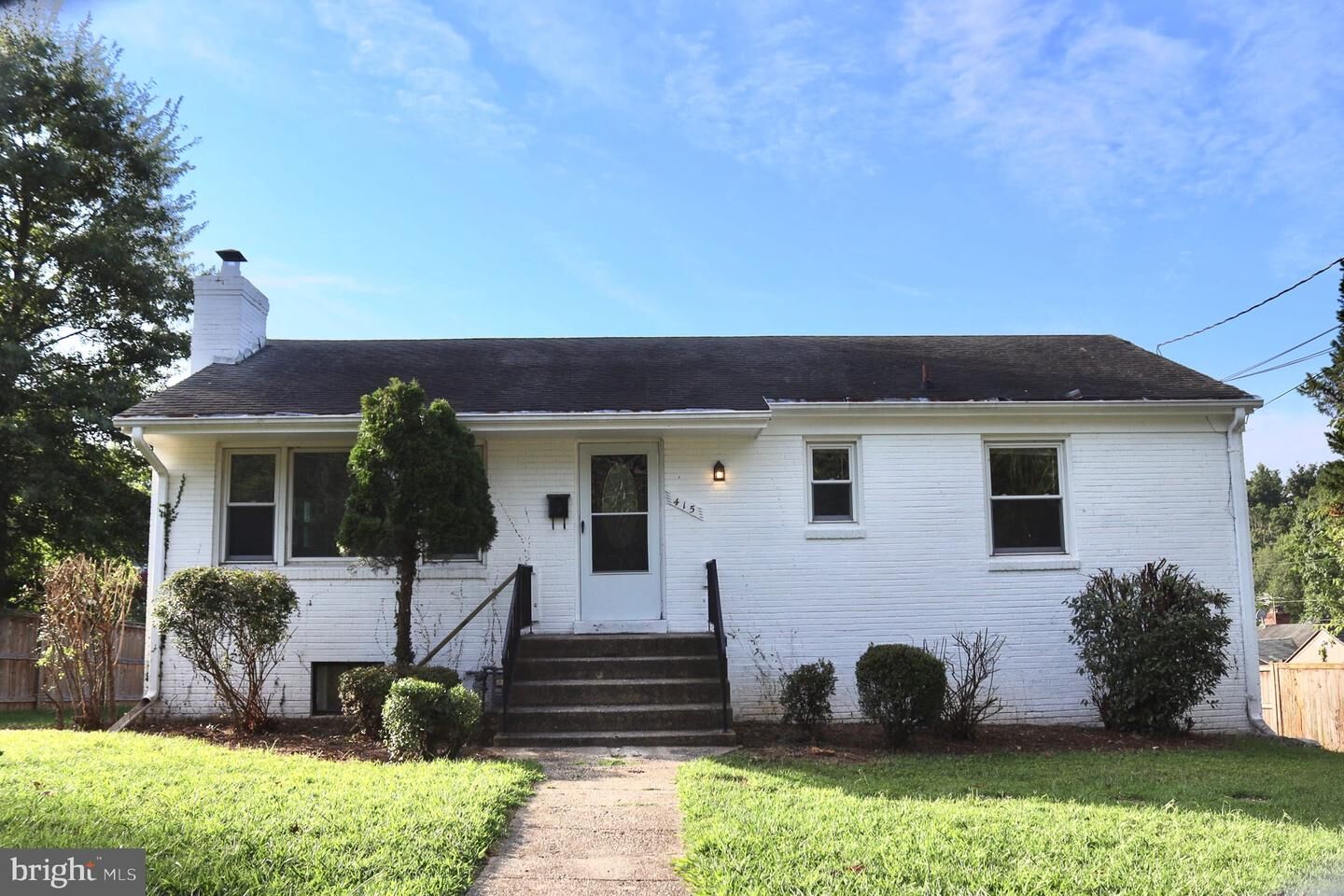 Property Photo:  415 S West Street  VA 22046 