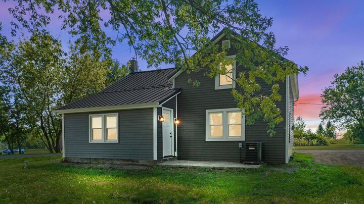 5982 County Road 7 Road  Garrett IN 46738-9730 photo