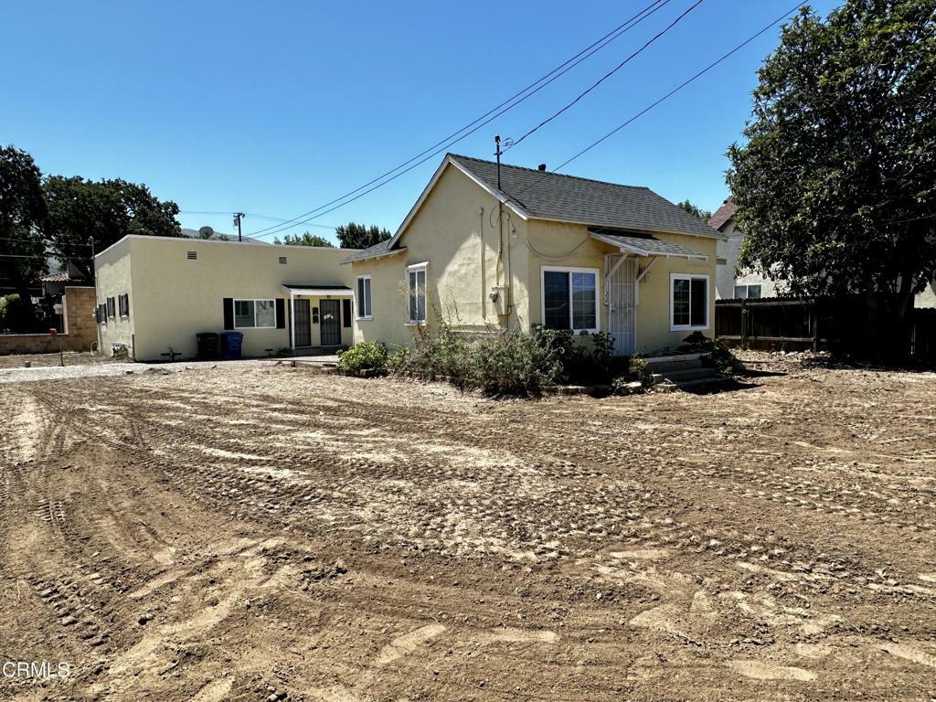 Property Photo:  136 S Oak Street  CA 93060 