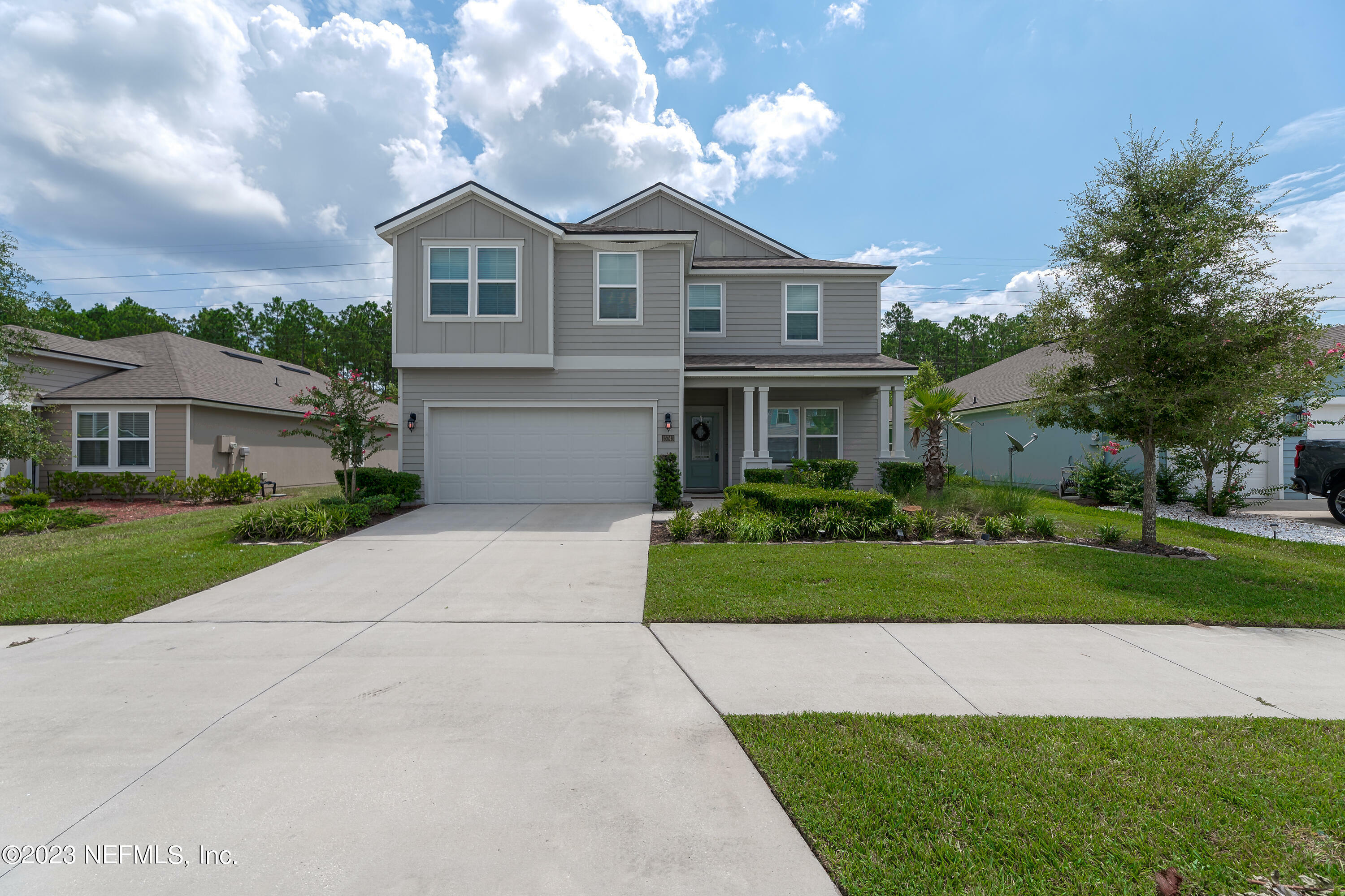 Property Photo:  15743 Whitebark Drive  FL 32218 