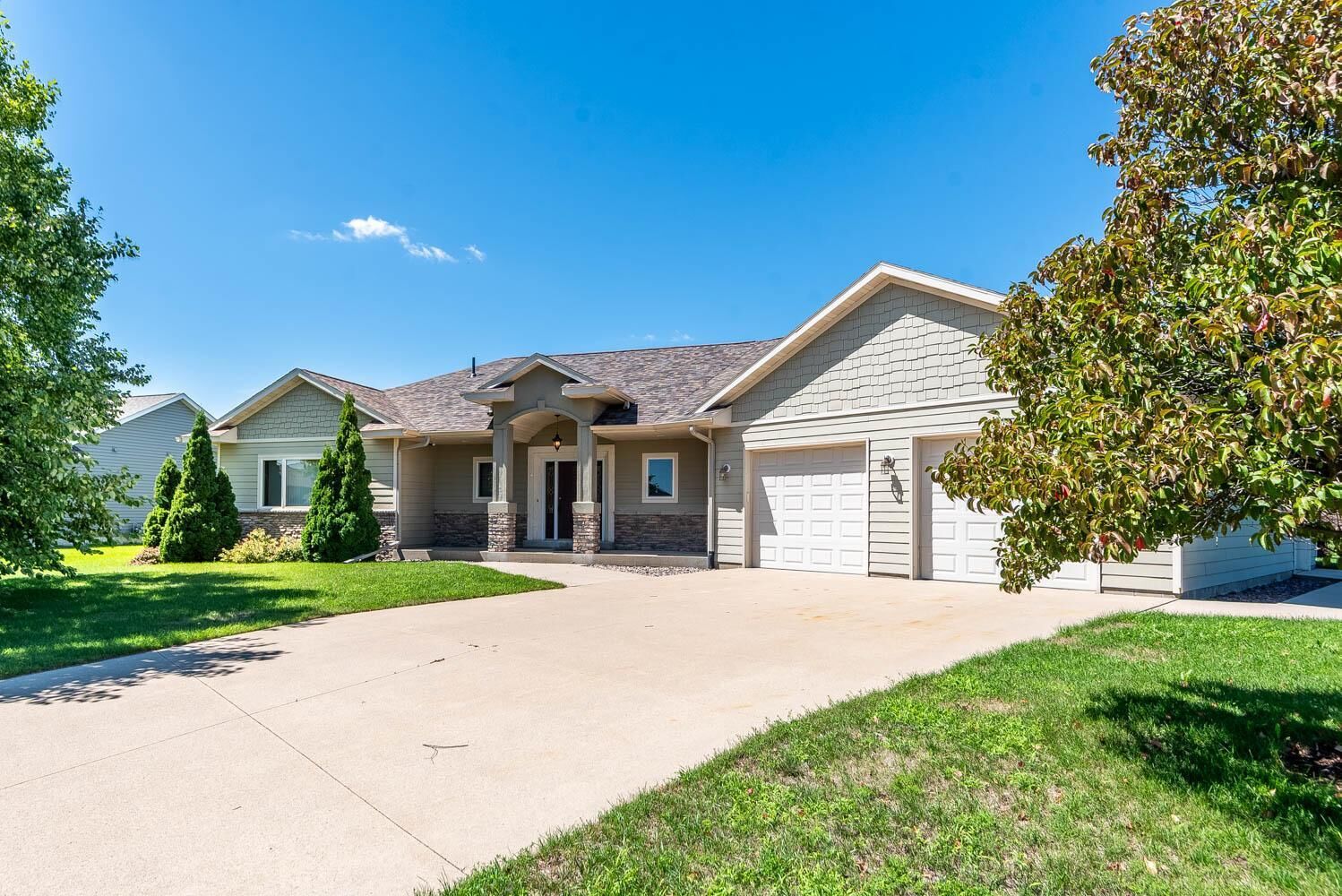 Property Photo: 1121 Crystal Lake Drive MN 56055