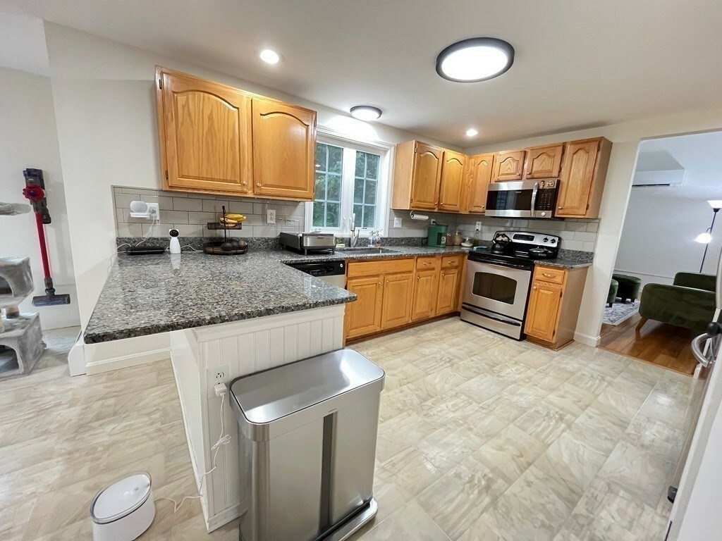 Property Photo: 2-A Joanna Dr MA 01543