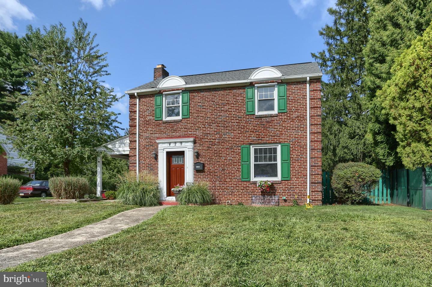 Property Photo:  429 N 32nd Street  PA 17111 