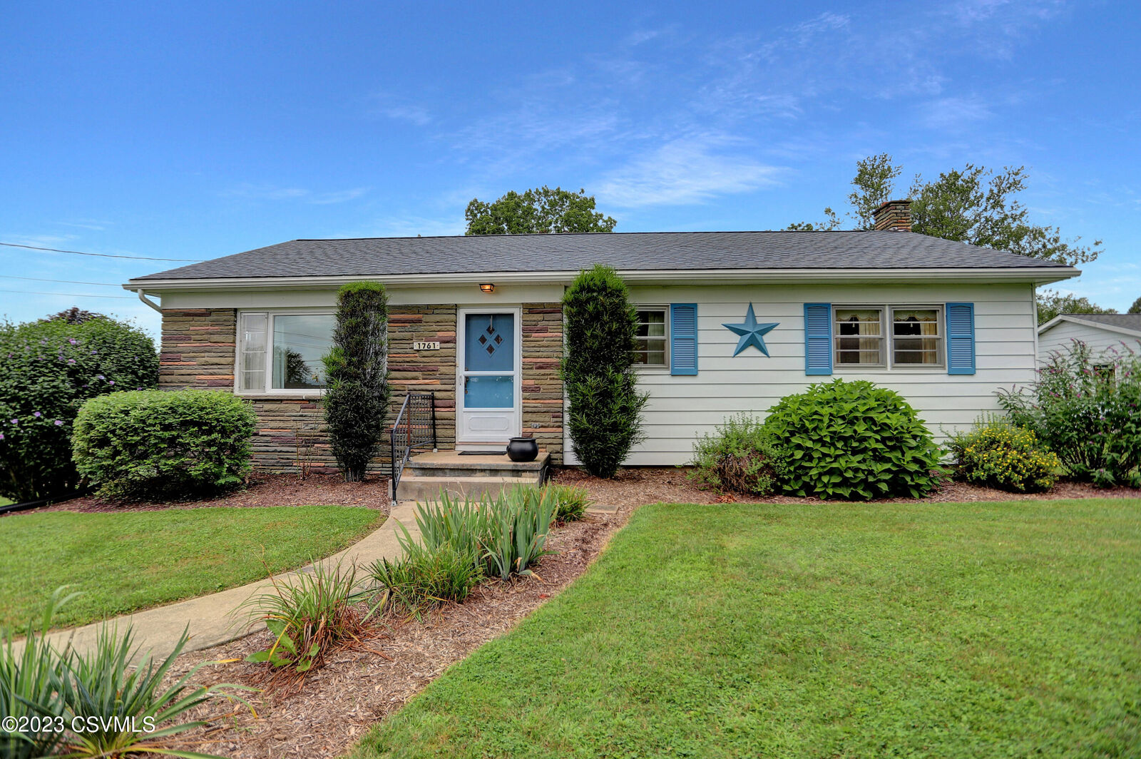 Property Photo:  1761 Doris Avenue  PA 17701 
