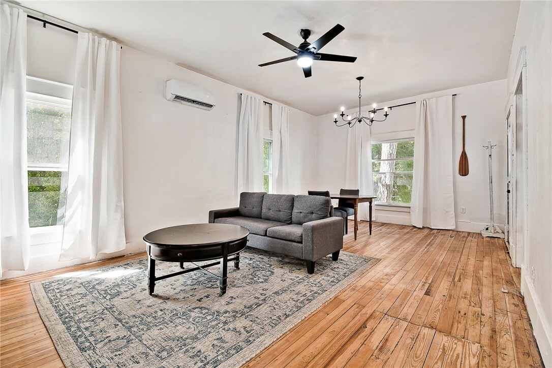 Property Photo: 206 Apple Street MO 64831