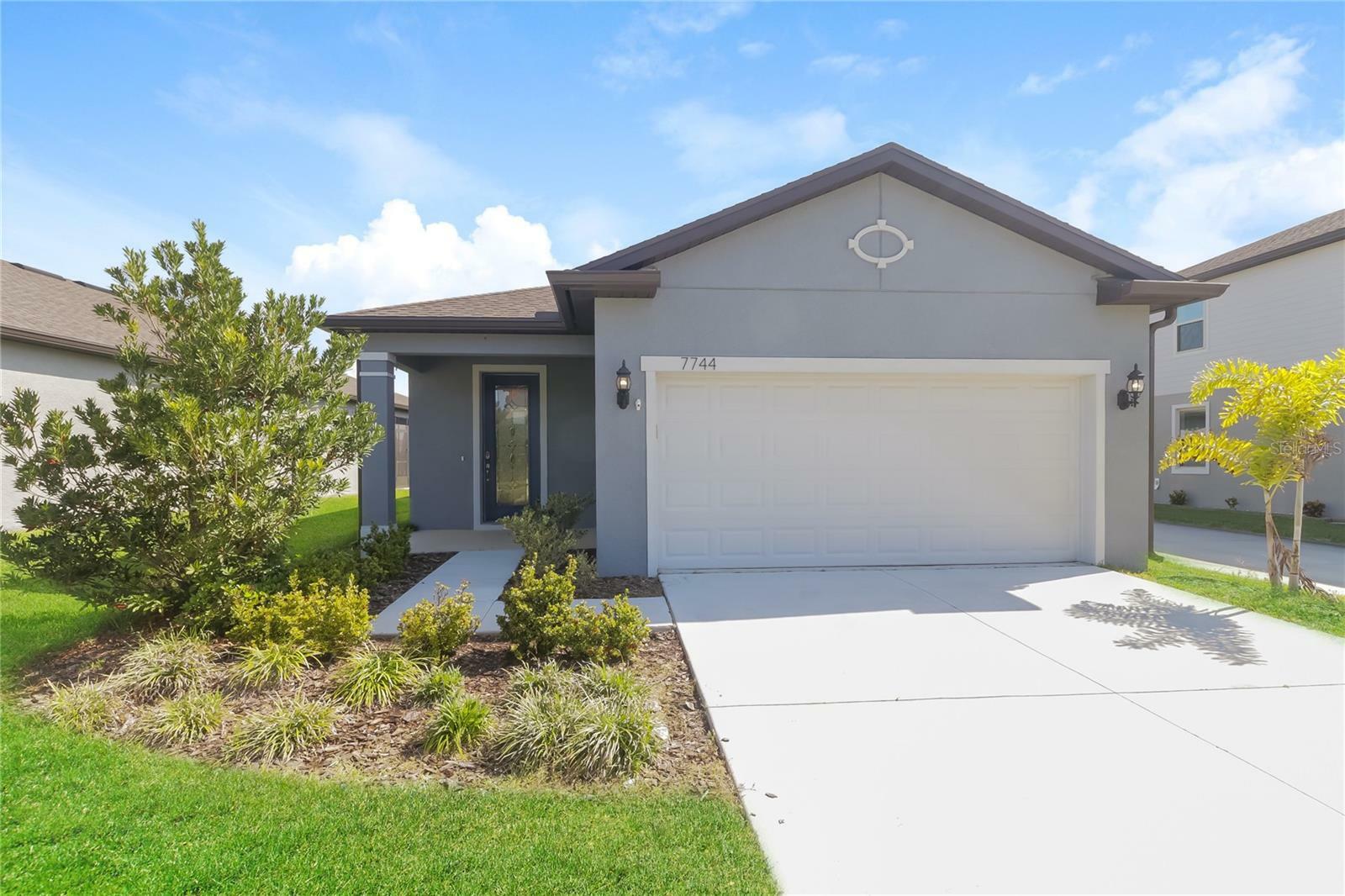 Property Photo:  7744 Yale Harbor Drive  FL 33545 