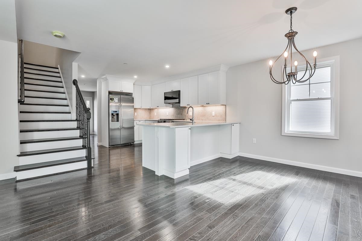 Property Photo: 37 Forestedge Way NH 03102