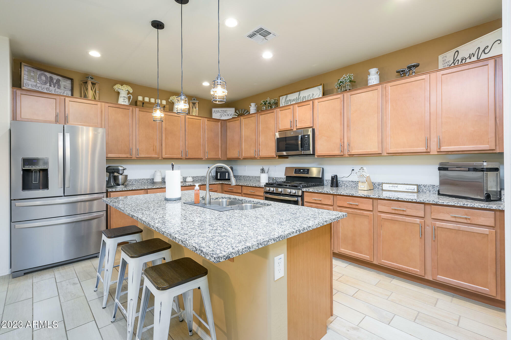 Property Photo:  16266 W Jenan Drive  AZ 85379 