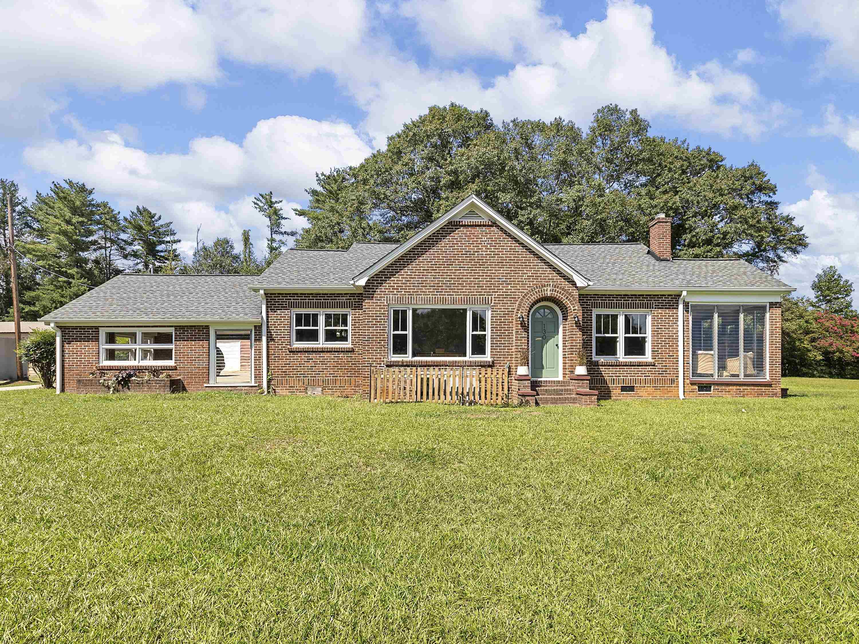 Property Photo:  130 Old Spartanburg Highway  SC 29372 