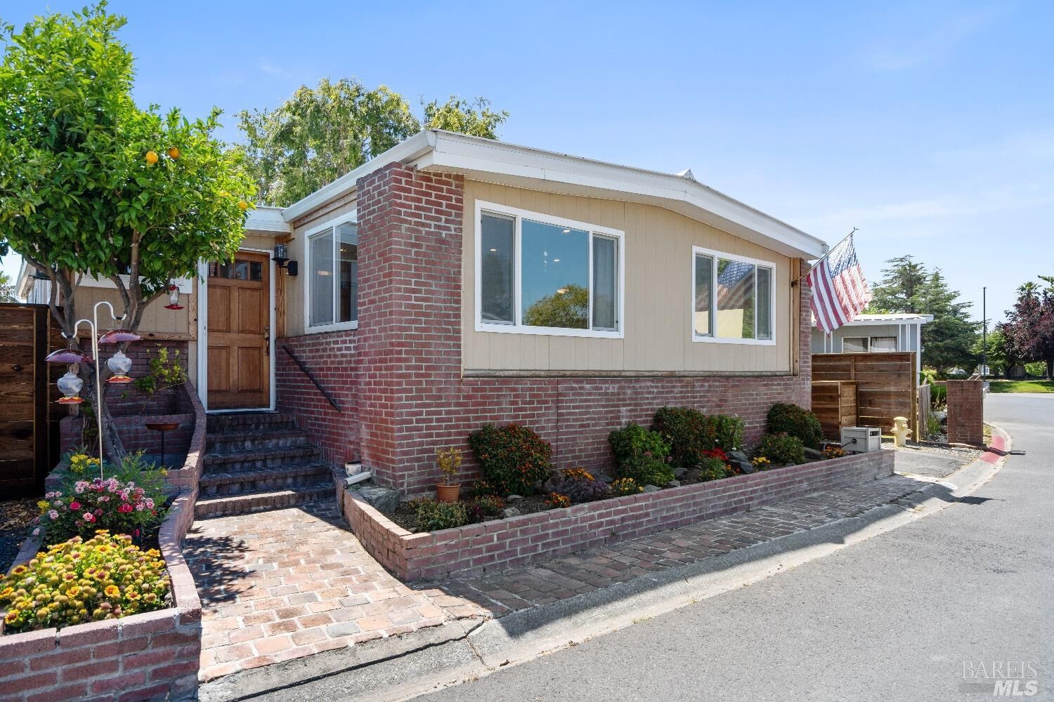 Property Photo:  151 Yosemite Road  CA 94903 