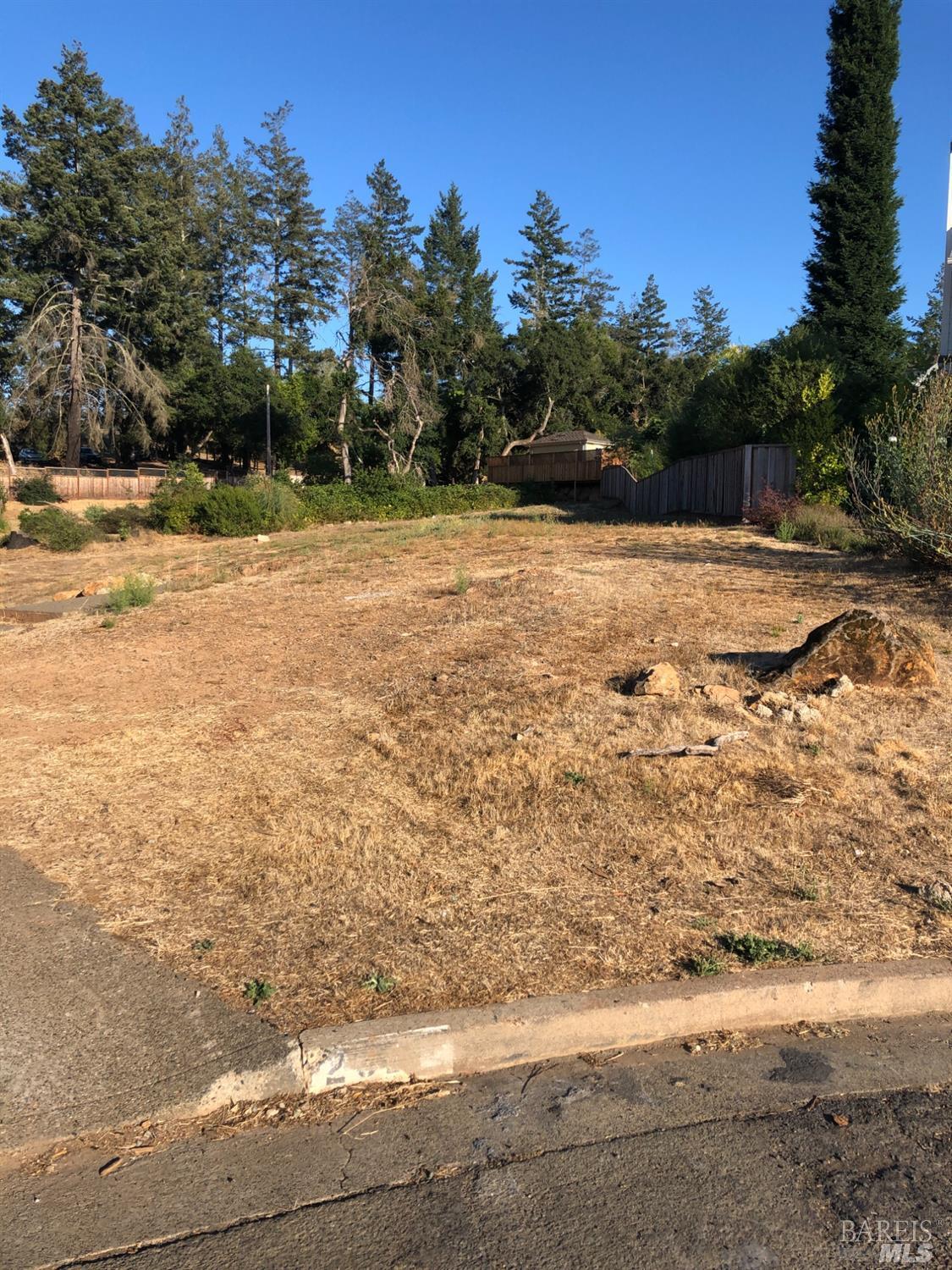 Property Photo:  2022 Stony Oak Court  CA 95403 