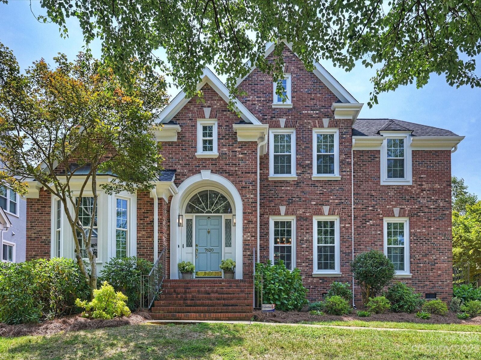 Property Photo: 7620 Compton Court NC 28270