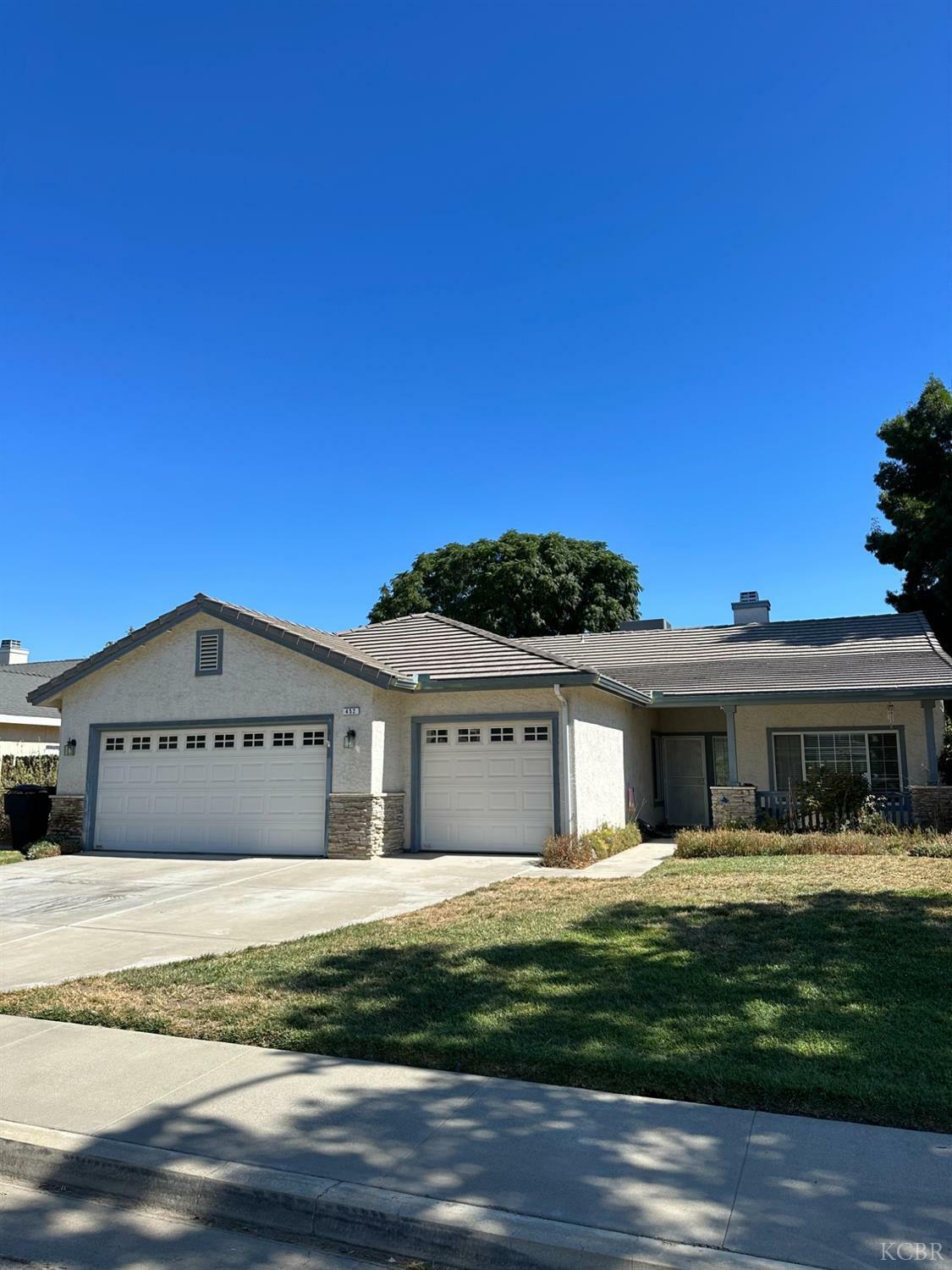 452 Pepper Drive  Hanford CA 93230 photo