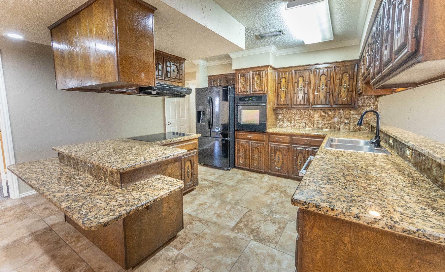 Property Photo: 5528 79th Street TX 79424