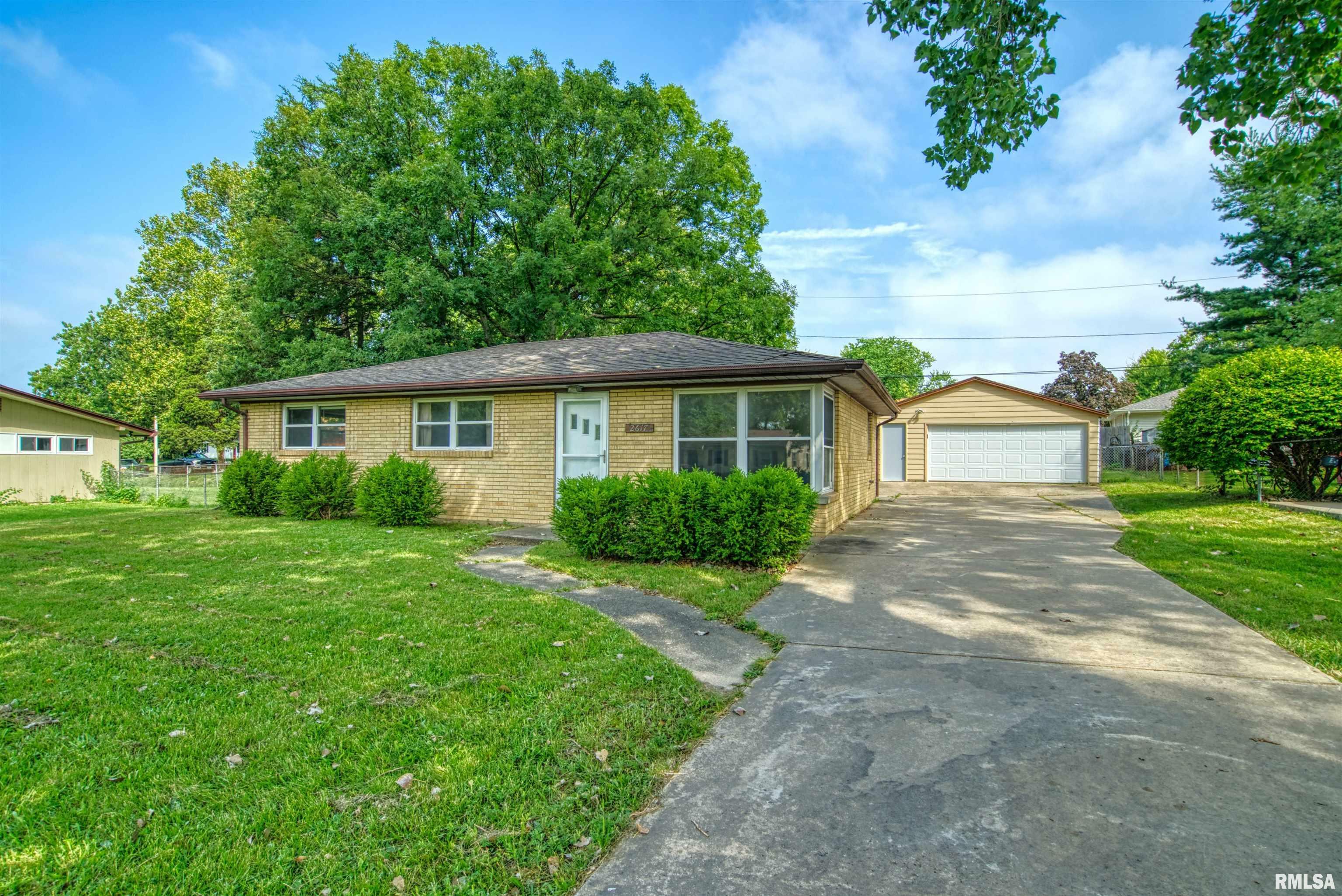 Property Photo:  2617 W Bainter Lane  IL 61615 