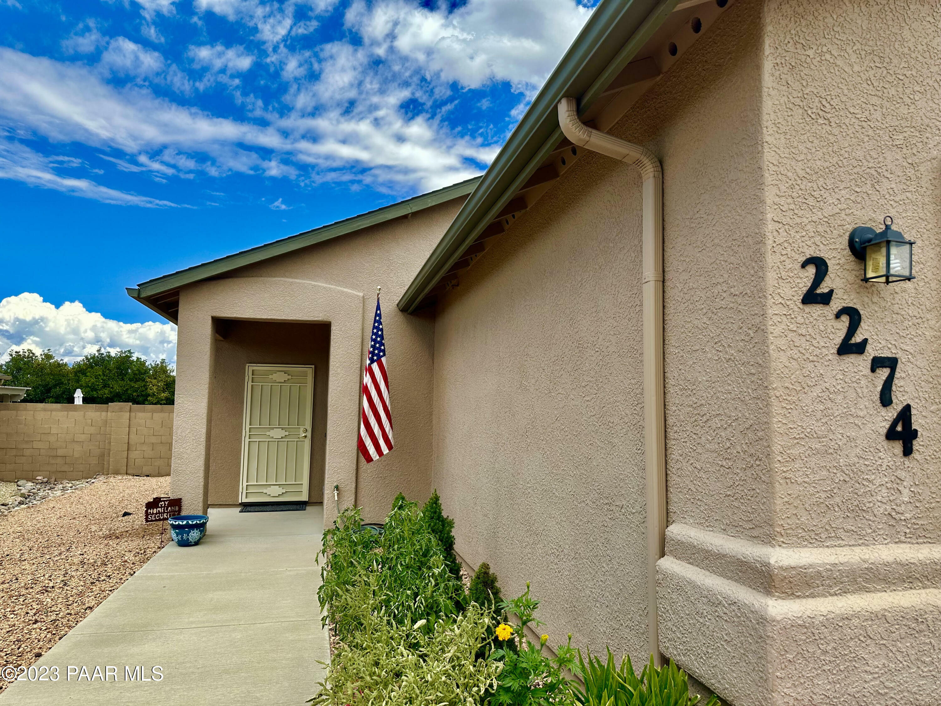 Property Photo:  2274 E Sirus Drive  AZ 86323 