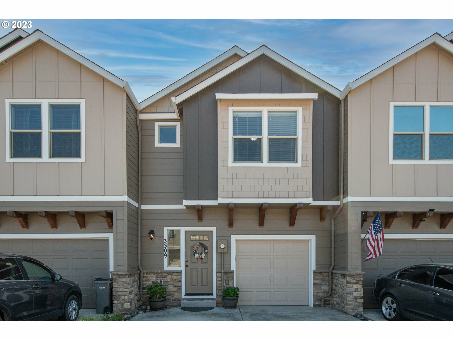 Property Photo: 3309 N 3rd St WA 98642