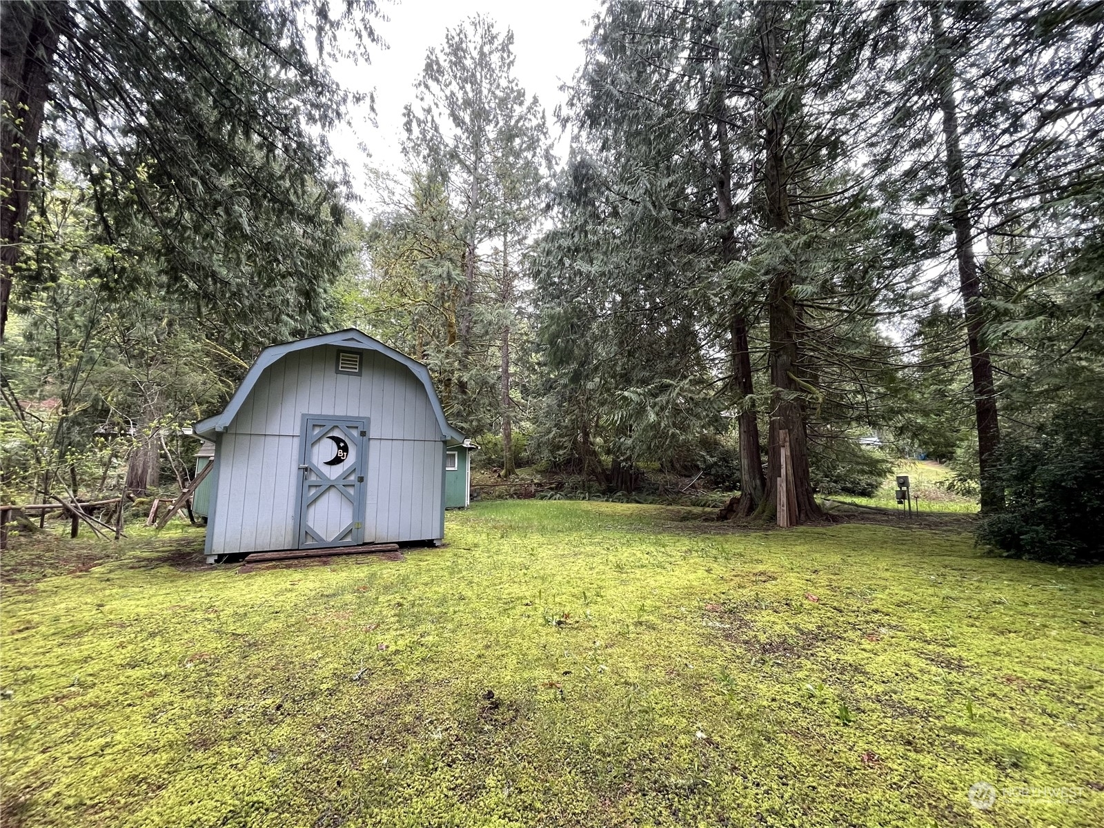 Property Photo:  281 N Beacon Point Loop S  WA 98555 