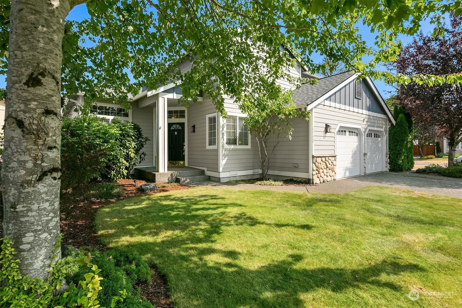 Property Photo:  4732 NE 19th Street  WA 98059 