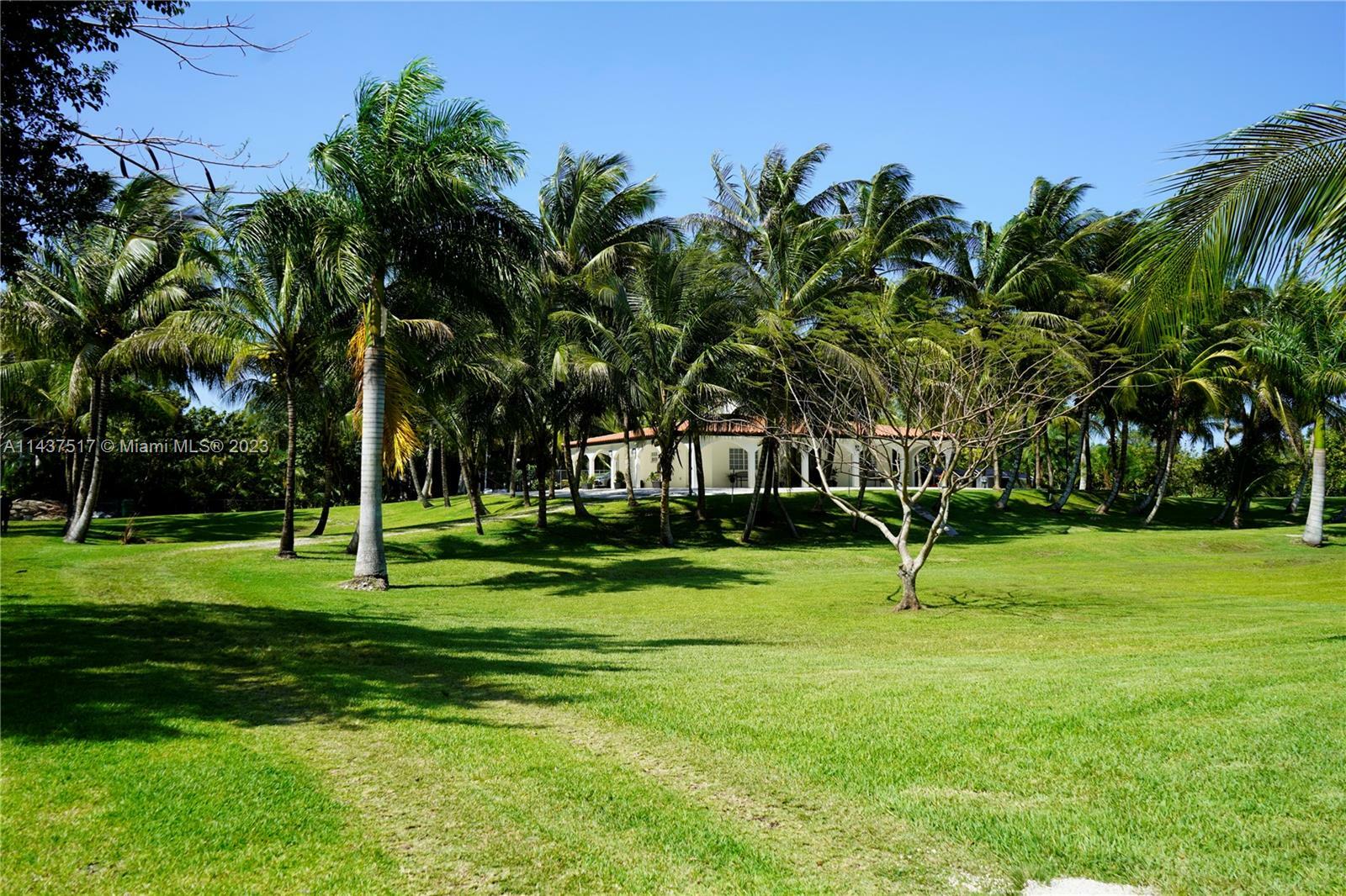 Property Photo: 6500 SW 148th Ave FL 33330