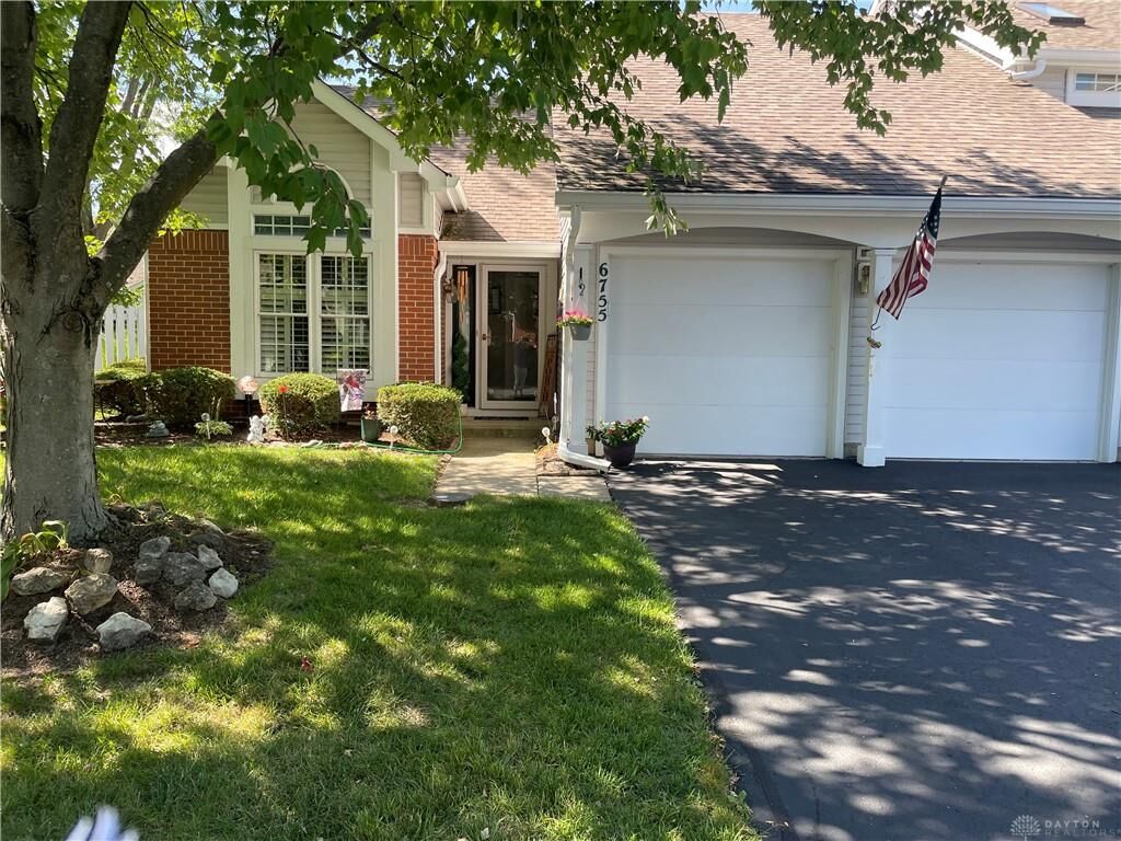 Property Photo: 6755 Cedar Cove Drive OH 45459