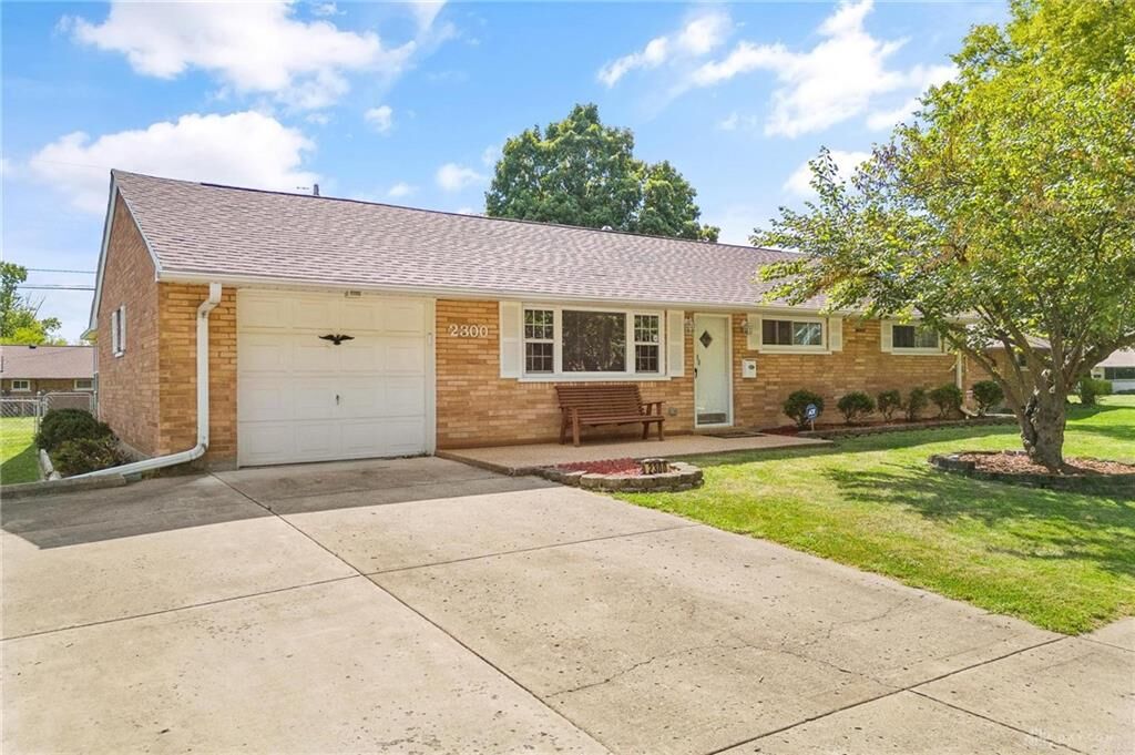 Property Photo: 2300 Renshaw Avenue OH 45439
