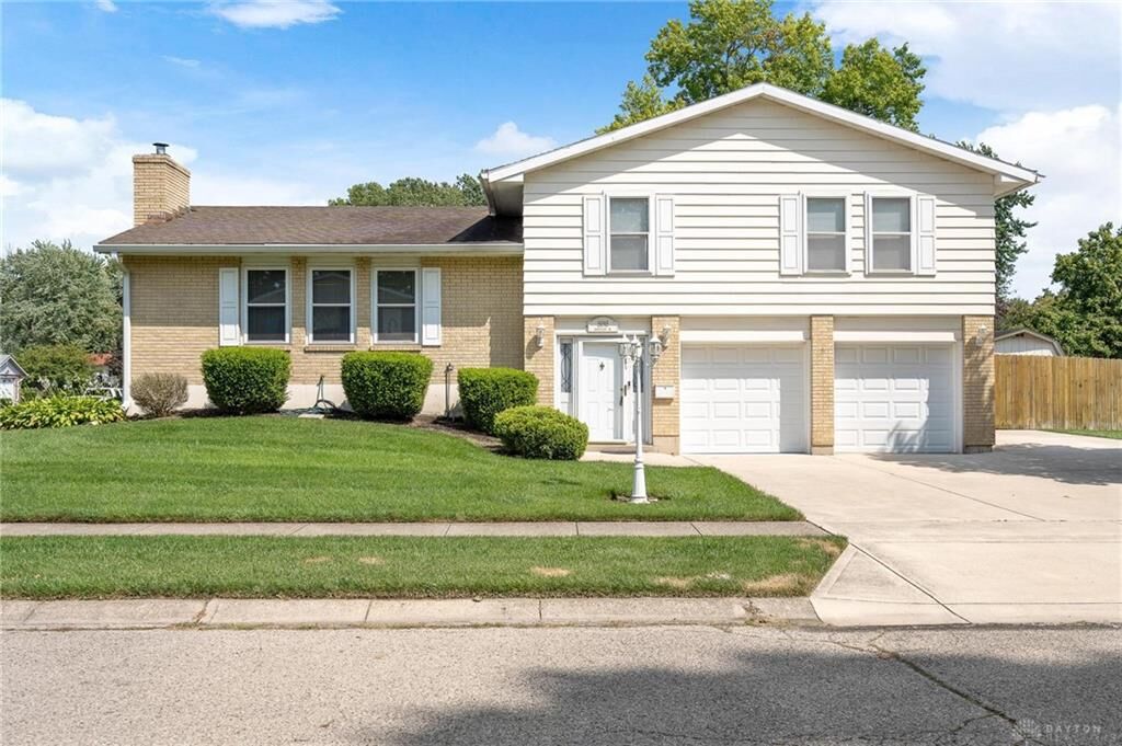 Property Photo:  5095 Sweetleaf Drive  OH 45424 