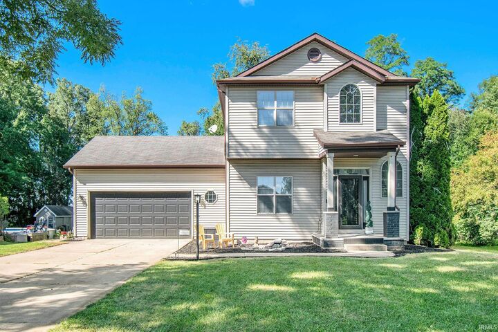 23187 Oakleaf Drive  Elkhart IN 46514 photo