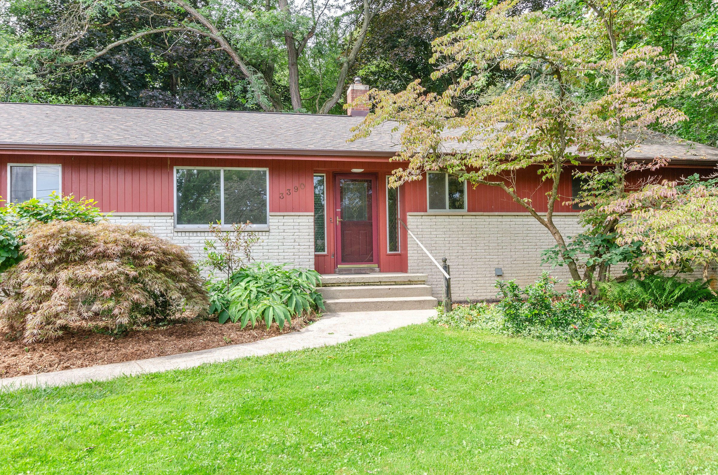 Property Photo: 3390 Allston Dr Drive MI 49201