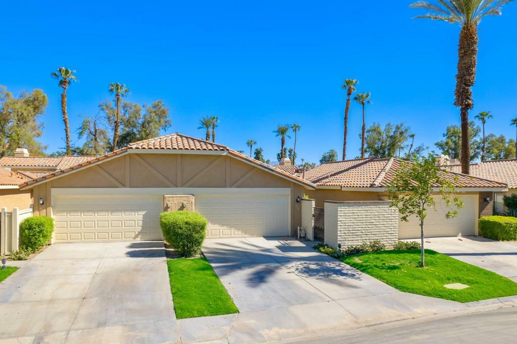 Property Photo: 412 S Sierra Madre CA 92260