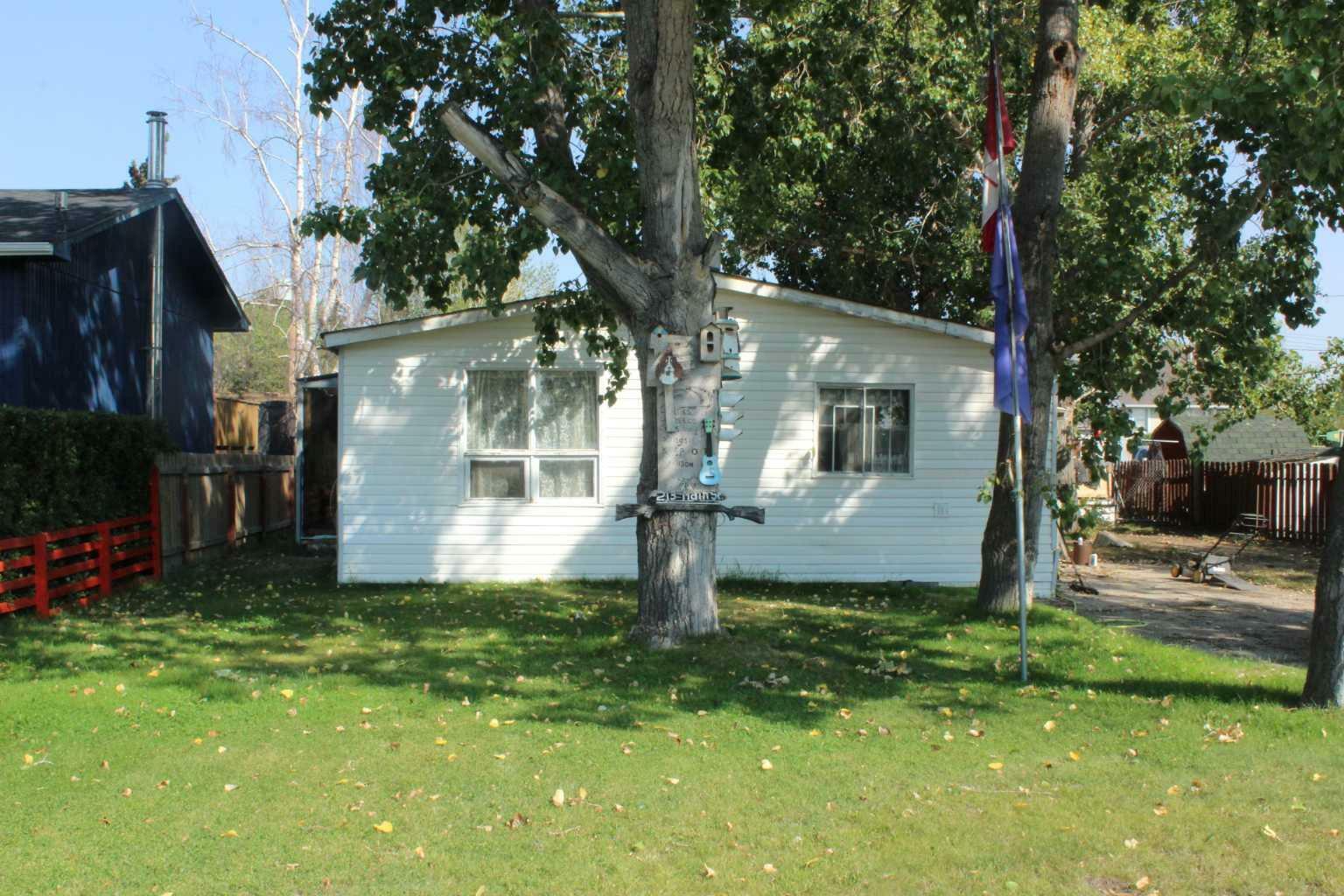Property Photo: 213 Main Street AB T0J 0M0