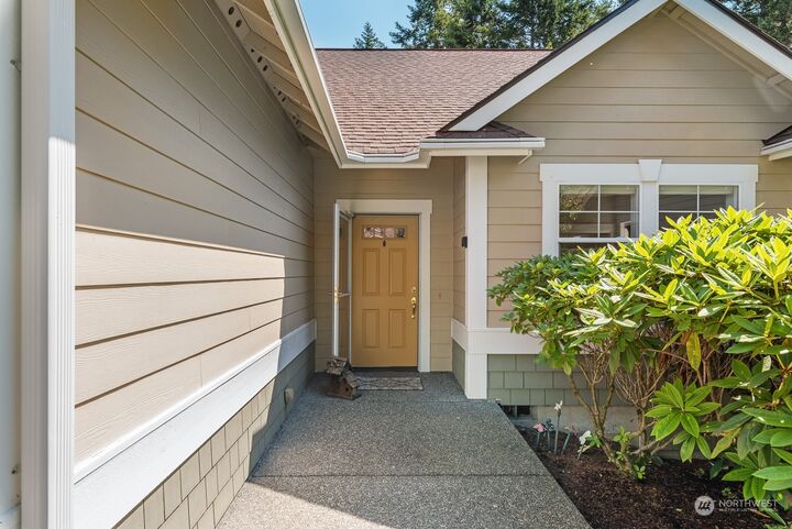 Property Photo: 2017 Cascade Court 22 WA 98221