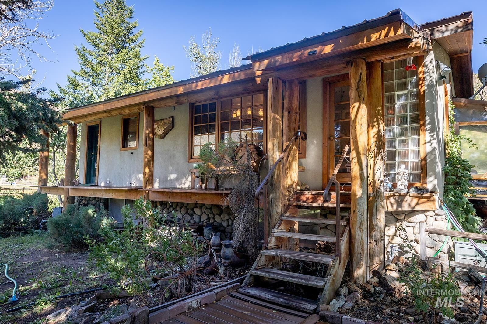 Property Photo: 330 Bay Horse Rd ID 83313