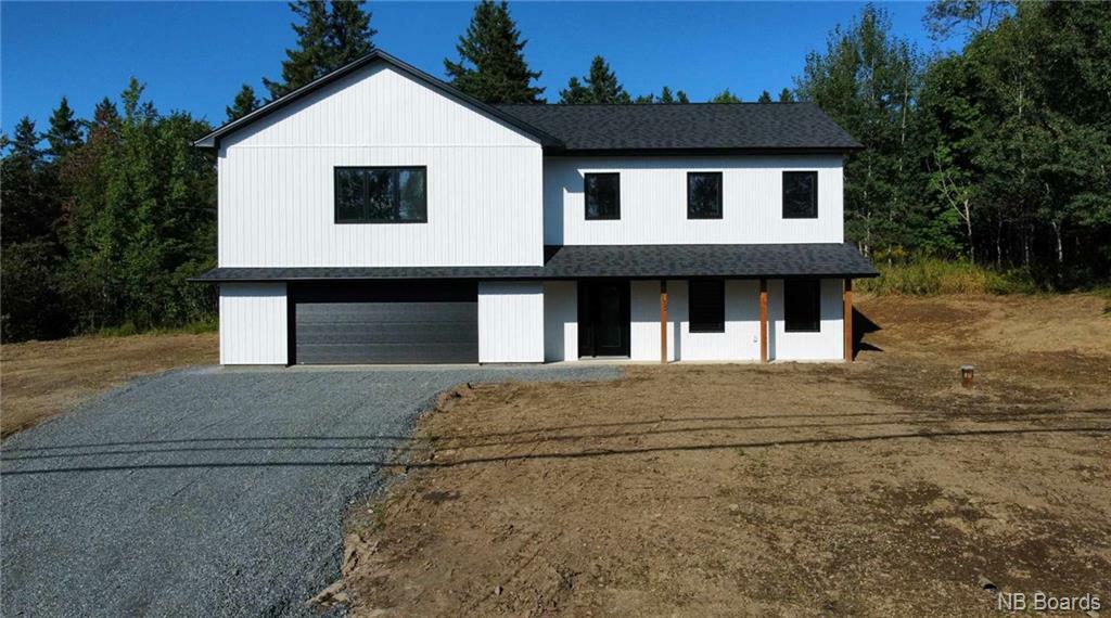 Property Photo: 135 Mactaquac Heights NB E6L1P1