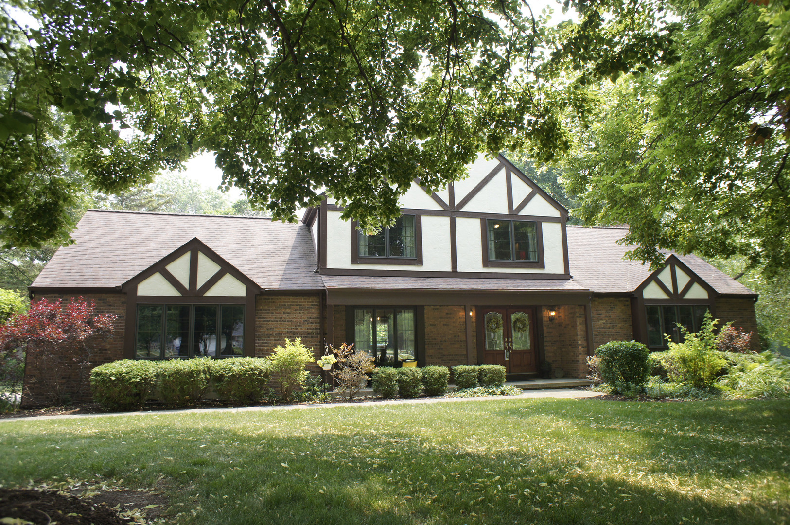 Property Photo:  5N815 Audubon Court  IL 60175 