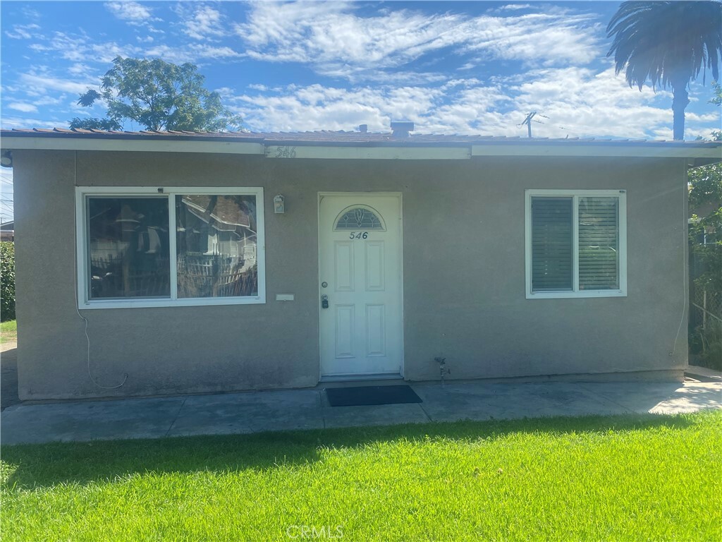 Property Photo: 546 E Nocta Street E CA 91764