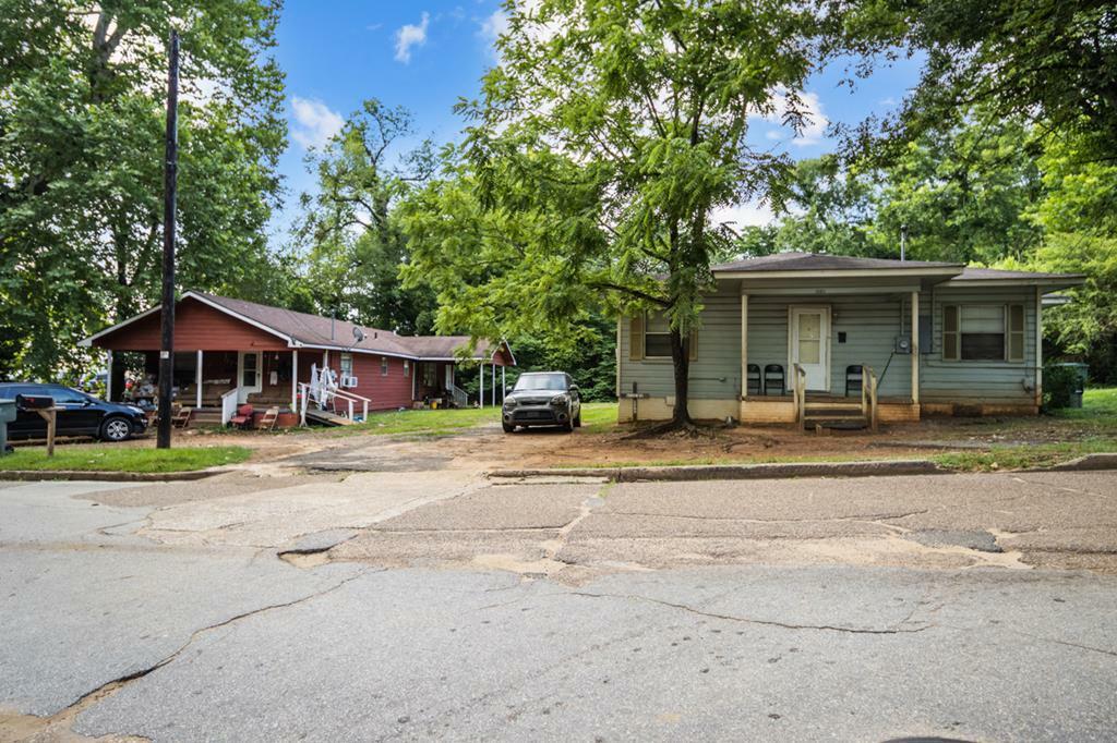 Property Photo: 619.701. Pecan/Cox TX 75961