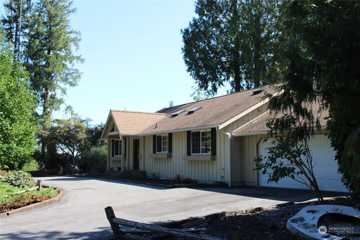 Property Photo: 351 E Mountain View Drive WA 98524